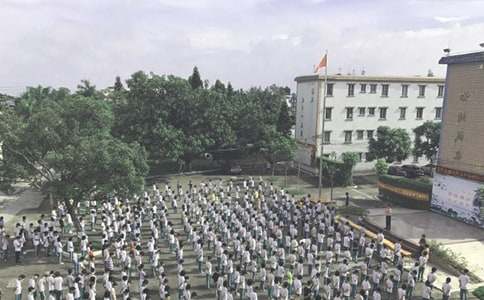 初中散学典礼校长经典致辞